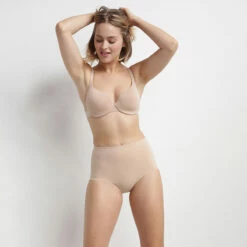 Soutien-gorge New Skin Ampliforme Invisi Free 11 Soutien-gorge New Skin Ampliforme Invisi Free -Offres DIM Boutique D03ALC1 3UY 03