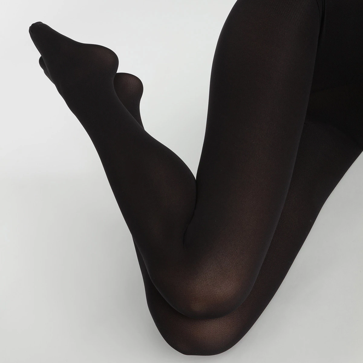 Collant Noir Pour Femme Bio Polyamide Recyclé Green By Dim 60 Deniers 7 Collant Noir Pour Femme Bio Polyamide Recyclé Green By Dim 60 Deniers – Image 5