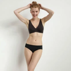 Culotte Noire New Body Touch Libre De Dim 11 Culotte Noire New Body Touch Libre De Dim -Offres DIM Boutique D08F4C1 0HZ 03