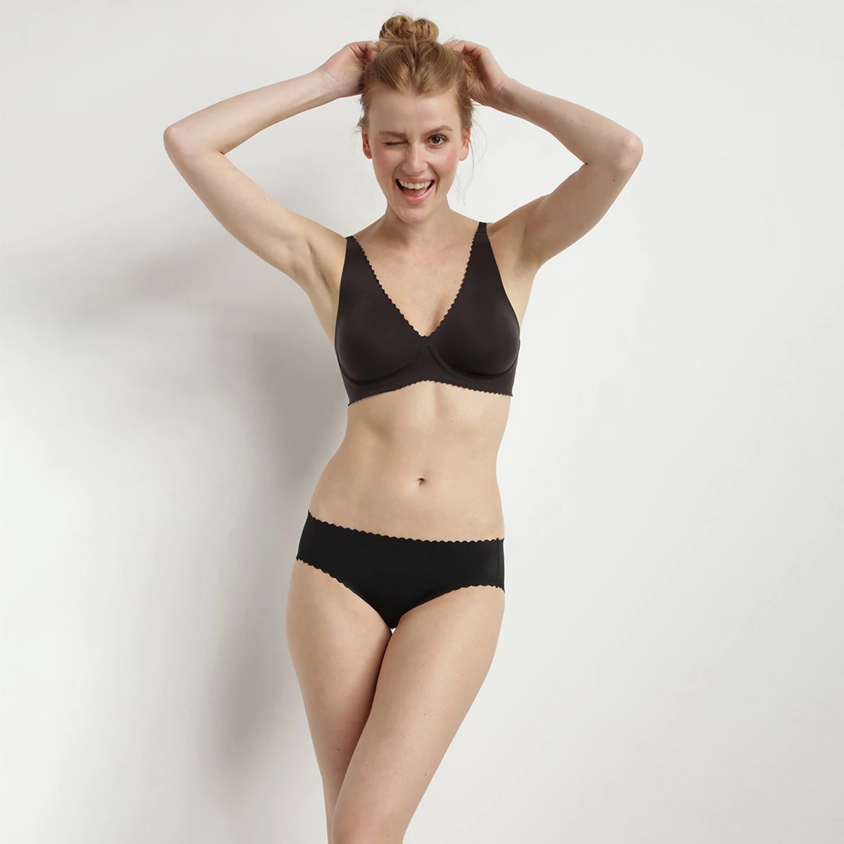 Culotte Noire New Body Touch Libre De Dim 6 Culotte Noire New Body Touch Libre De Dim – Image 4