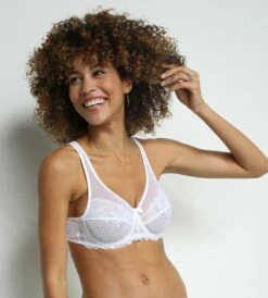 Soutien-Gorge Emboîtant Blanc En Dentelle Generous Essentiel