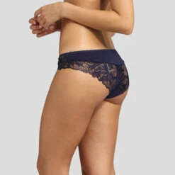 Culotte En Dentelle Bleu Infini Essentiel Generous De Dim 10 Culotte En Dentelle Bleu Infini Essentiel Generous De Dim -Offres DIM Boutique D08H5C1 8OT 02