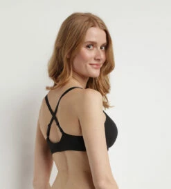 Soutien-gorge Ampliforme Invisible Noir Generous Limited Edition Dim -Offres DIM Boutique D09A0C1 0HZ 02