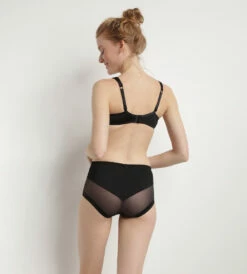 Culotte Taille Haute Invisible Noire Generous Limited Edition De Dim -Offres DIM Boutique D09A1C1 0HZ 04