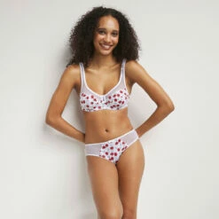 Soutien-gorge Emboitant Tulle Et Motif Coquelicot Generous Coton Bio 11 Soutien-gorge Emboitant Tulle Et Motif Coquelicot Generous Coton Bio -Offres DIM Boutique D0ASFC1 AL1 03