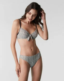 Maillot De Bain Slip Midi En Jacquard, Blanc, Noir Et Or 10 Maillot De Bain Slip Midi En Jacquard, Blanc, Noir Et Or -Offres DIM Boutique D0AY0PA AO0 03