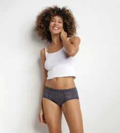 Shorty Menstruel Flux Abondant En Coton Bio Motif Pois Indigo Dim Protect 12 Shorty Menstruel Flux Abondant En Coton Bio Motif Pois Indigo Dim Protect -Offres DIM Boutique D0AYBE1 A83 03