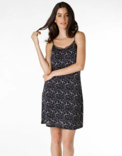 Chemise De Nuit 100% Coton, Noire Et Imprimé Rose 10 Chemise De Nuit 100% Coton, Noire Et Imprimé Rose -Offres DIM Boutique D0B1CP1 ASE 02