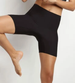 Short Cycliste Noir Femme Comfy Wear -Offres DIM Boutique D0C8LP1 0HZ 01 1