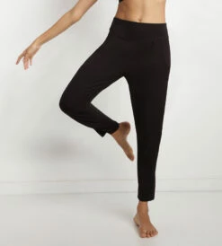 Pantalon Relax Femme Comfy Wear 9 Pantalon Relax Femme Comfy Wear -Offres DIM Boutique D0C8OP1 0HZ 01 1