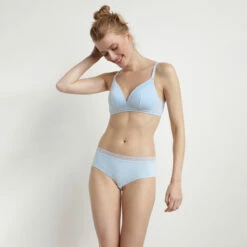 Soutien-gorge Sans Armatures Maille Et Dentelle Bleu Dragée Coton Lace 11 Soutien-gorge Sans Armatures Maille Et Dentelle Bleu Dragée Coton Lace -Offres DIM Boutique D0CIDC1 9T0 03