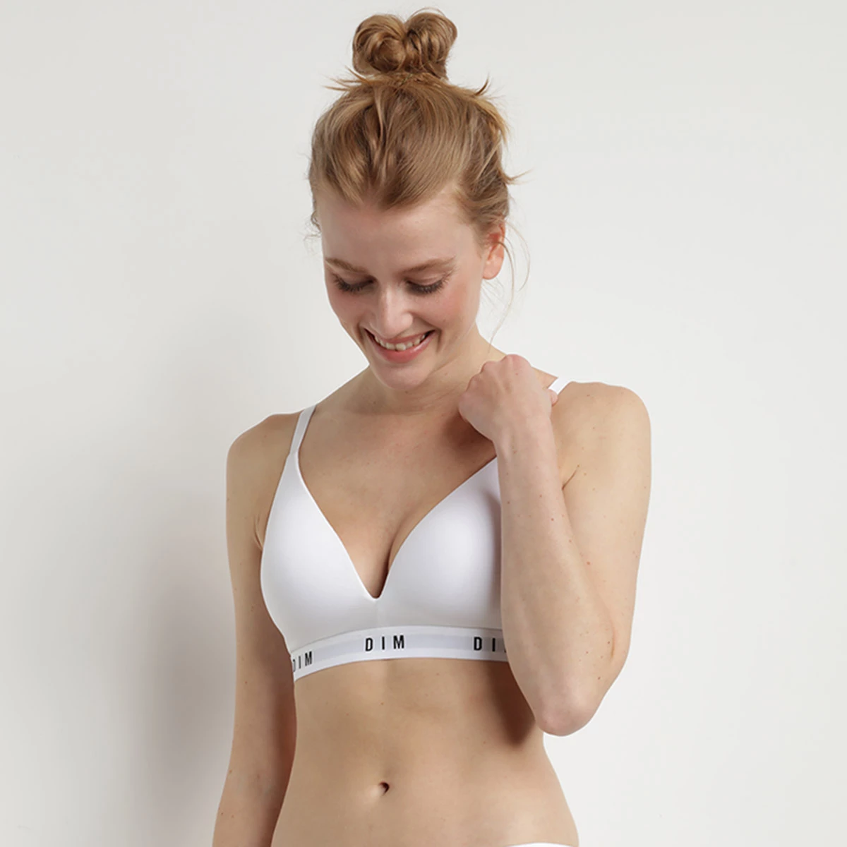 Soutien-gorge Triangle Ampliforme Sans Armatures Blanc Dim Originals 4 Soutien-gorge Triangle Ampliforme Sans Armatures Blanc Dim Originals – Image 2