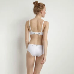 Soutien-gorge Triangle Ampliforme Sans Armatures Blanc Dim Originals 12 Soutien-gorge Triangle Ampliforme Sans Armatures Blanc Dim Originals -Offres DIM Boutique D0CIGC1 0HY 04