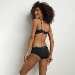 Shorty Femme En Coton Modal Noir DIM Originals 12 Shorty Femme En Coton Modal Noir DIM Originals -Offres DIM Boutique D0CIJC1 0HZ 04
