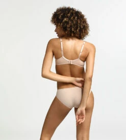 Soutien-gorge Ampliforme Avec Armatures New Skin Generous Invisible 12 Soutien-gorge Ampliforme Avec Armatures New Skin Generous Invisible -Offres DIM Boutique D0CS8C1 3UY 04
