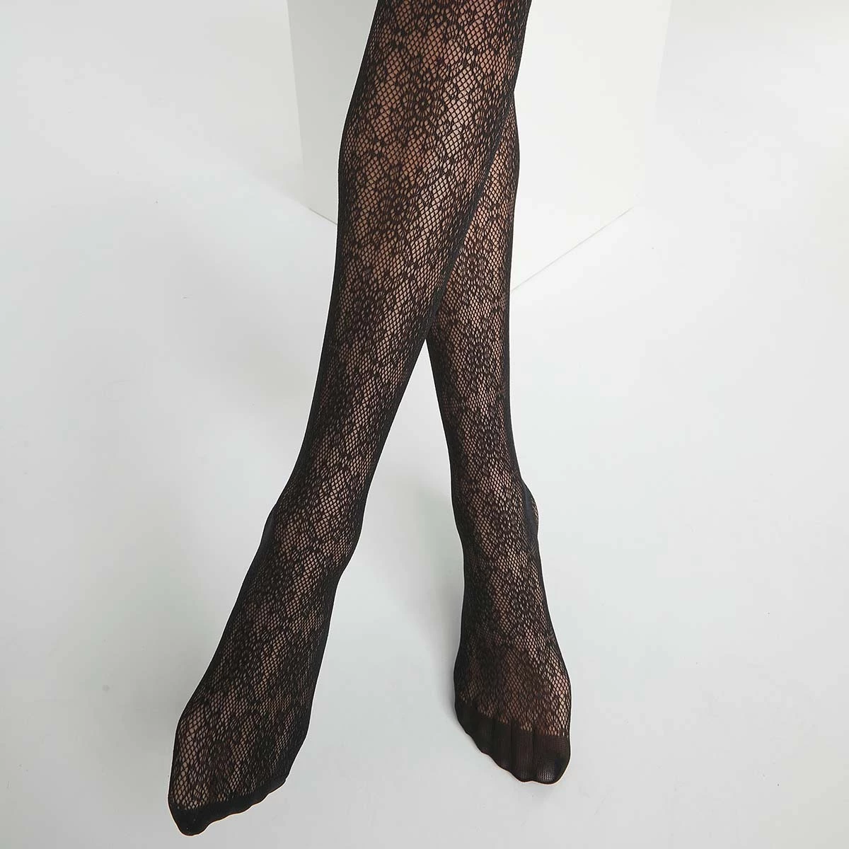 Collant Femme En Résille Noir à Fleurs Dentelle Bohème Dim Style 5 Collant Femme En Résille Noir à Fleurs Dentelle Bohème Dim Style – Image 3