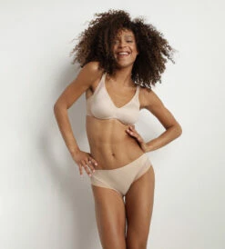 Soutien-gorge New Skin Femme Generous Minimizer -Offres DIM Boutique D3792C1 3UY 03