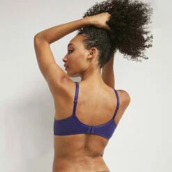 Soutien-gorge Emboitant à Armatures Violet Aubergine Generous Dim 10 Soutien-gorge Emboitant à Armatures Violet Aubergine Generous Dim -Offres DIM Boutique D39831B ALK 02