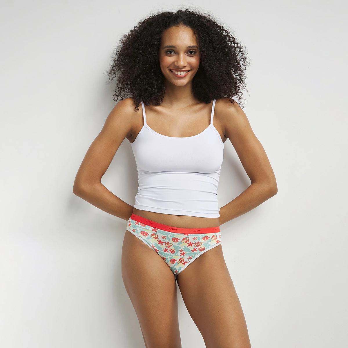 Lot De 3 Slips Femme Coton Stretch à Motifs Foulard Jaune Les Pockets 6 Lot De 3 Slips Femme Coton Stretch à Motifs Foulard Jaune Les Pockets – Image 4