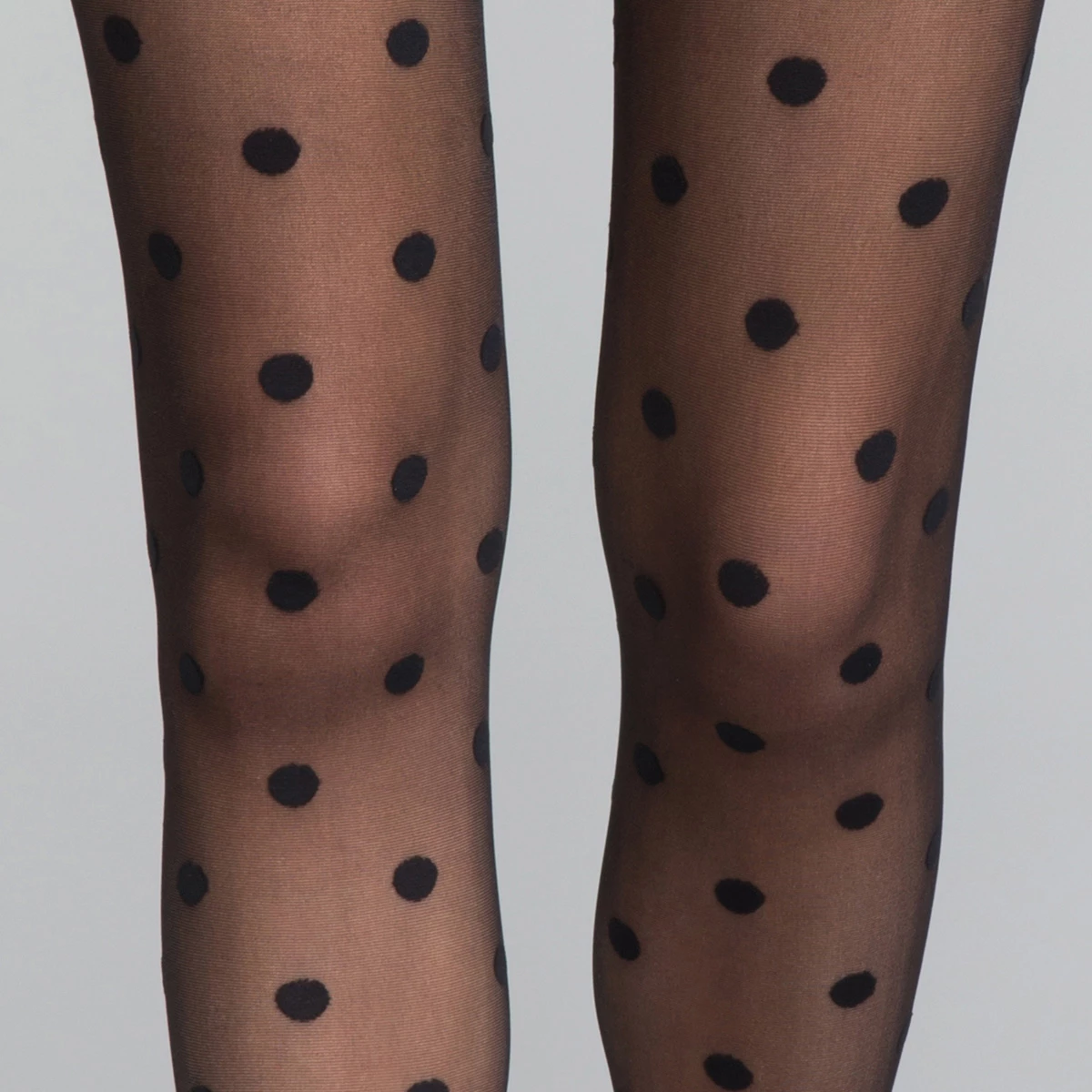 Collant Femme En Voilage Noir 19D à Gros Pois Dim Style 5 Collant Femme En Voilage Noir 19D à Gros Pois Dim Style – Image 3